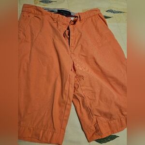 Men's Salmon  Dressy/Casual Shorts. Size 32. 27inch